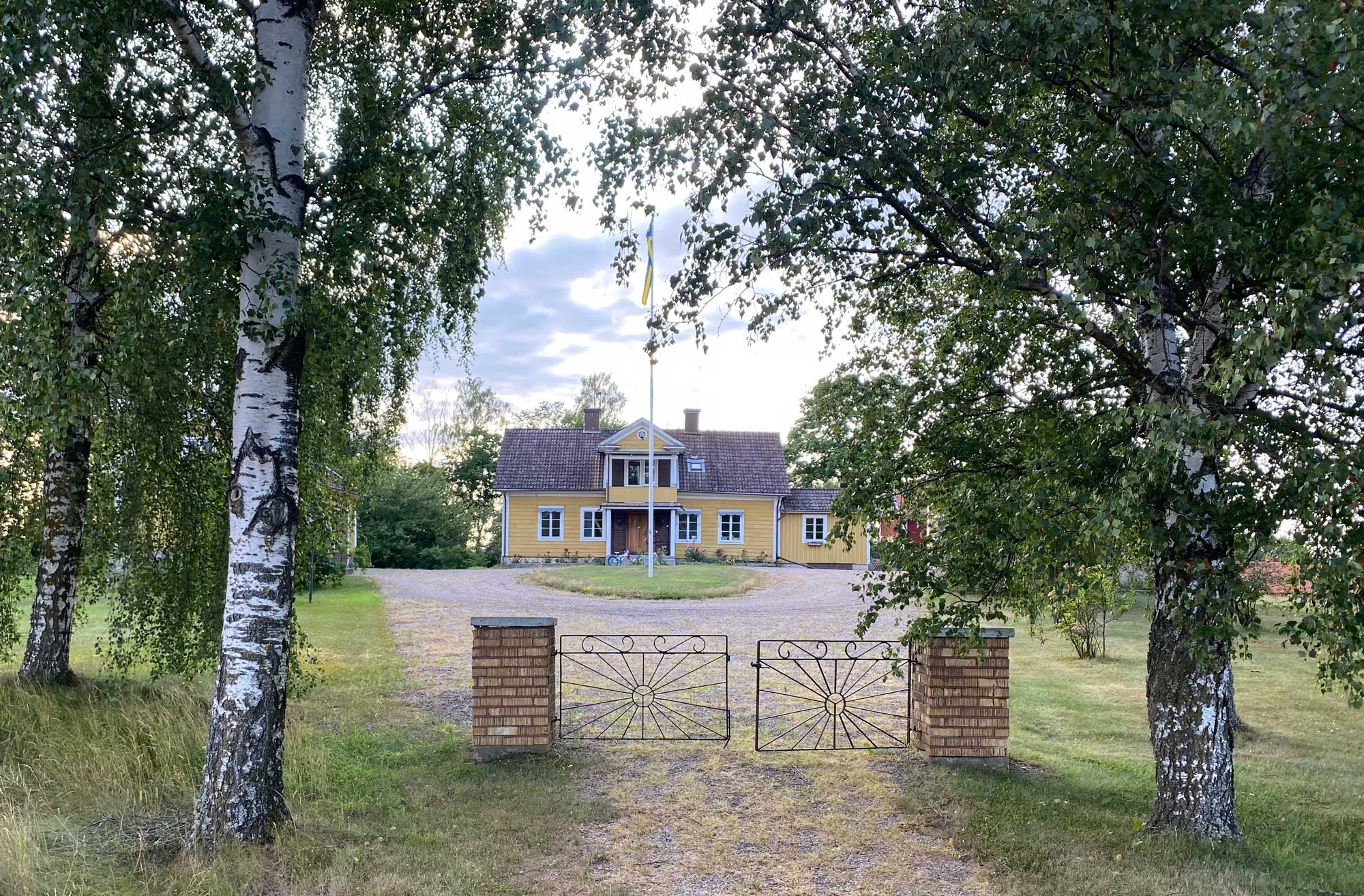 Gulla villan på Markeby Lillgård